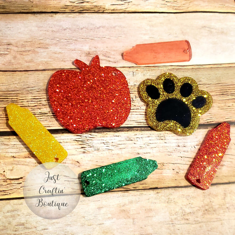 Glittery Apple Keychain Blank w/ Hardware // Vinyl Blanks // Resin Blanks